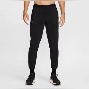 Nike shield Men’s XL Running Division Dri-FIT Repel Windbreaker Running Pants